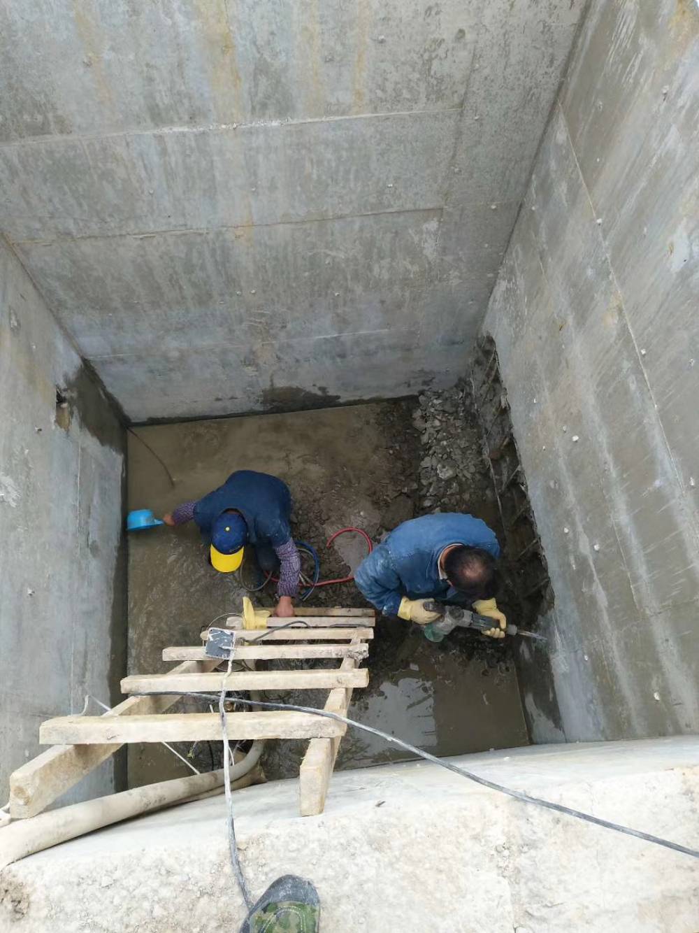 东营河口区水池堵漏